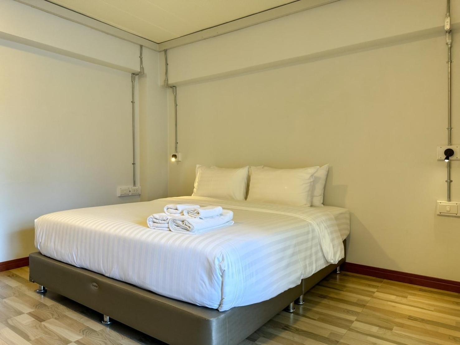 The Ten Hotel Thippanate Τσιάνγκ Μάι Εξωτερικό φωτογραφία