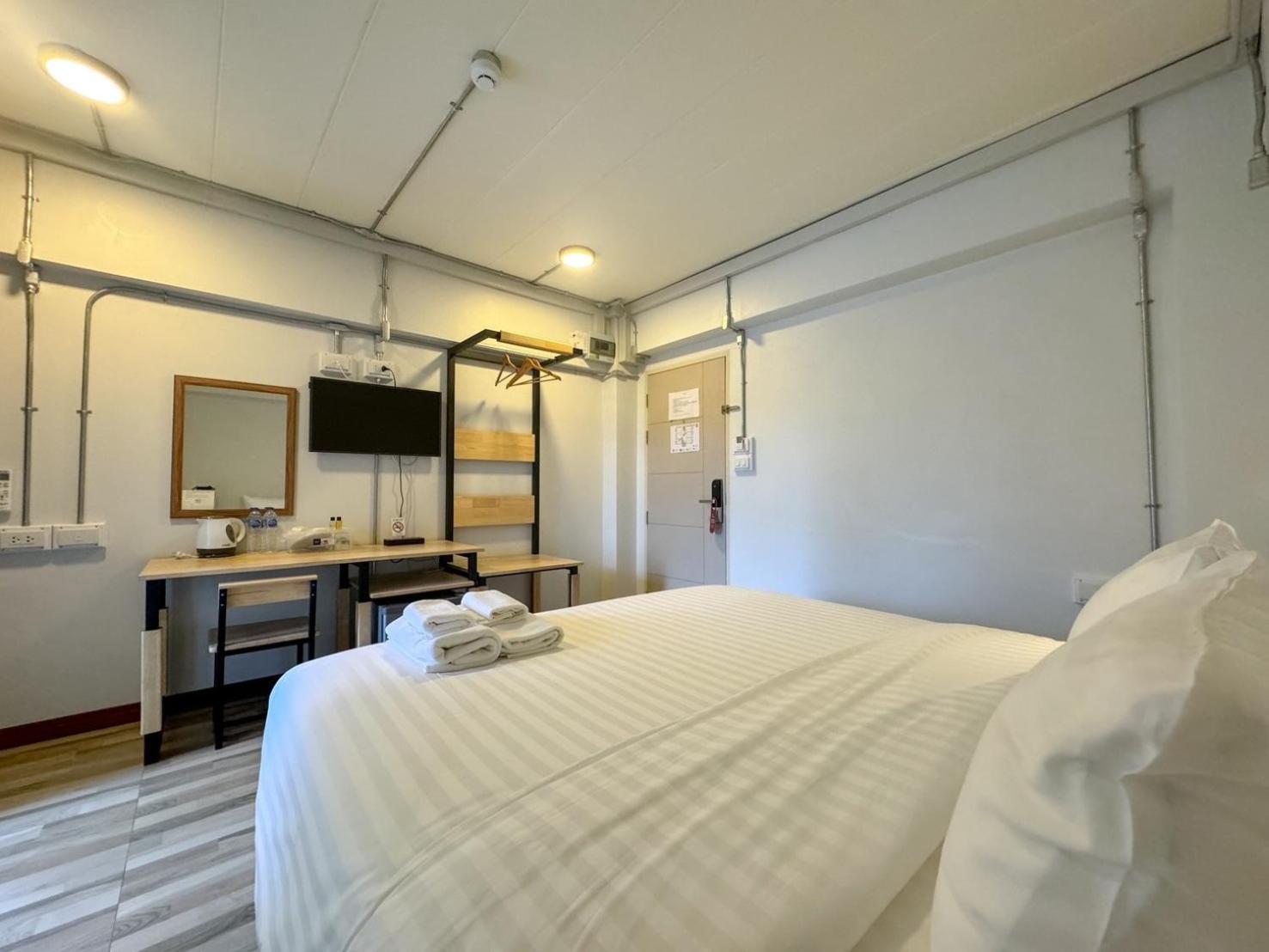 The Ten Hotel Thippanate Τσιάνγκ Μάι Εξωτερικό φωτογραφία