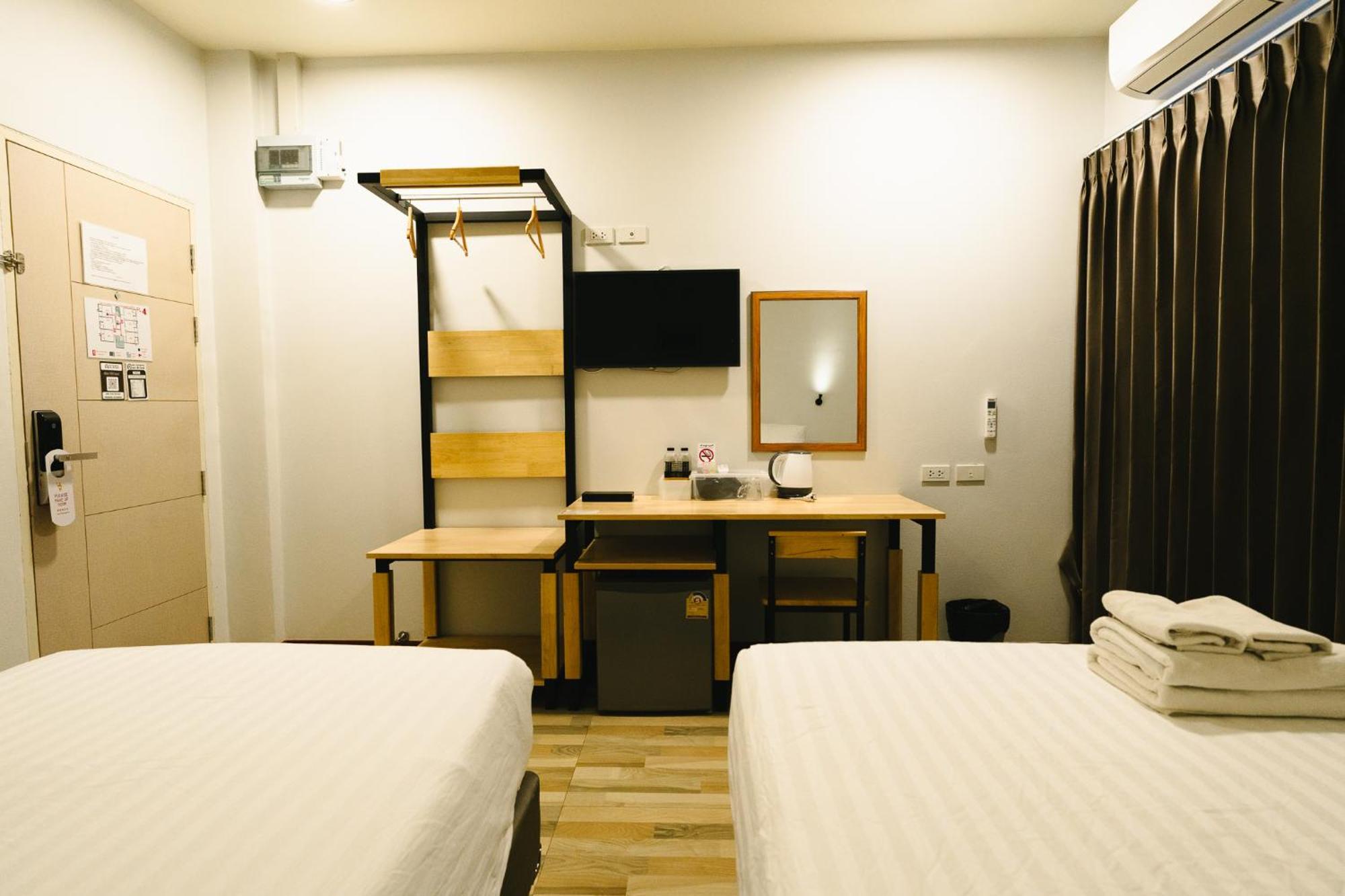 The Ten Hotel Thippanate Τσιάνγκ Μάι Εξωτερικό φωτογραφία